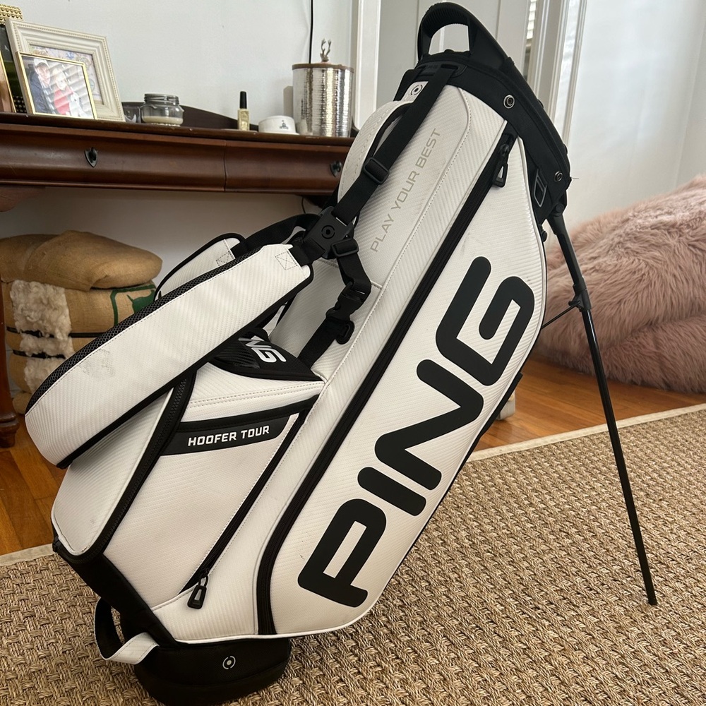 Ping Tour Hoofer Stand Bag